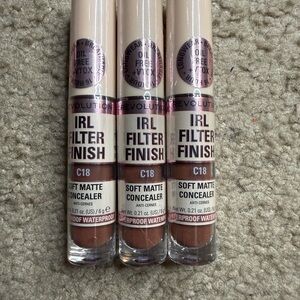 Revolution IRL Filter Finish Soft Matte Concealer - C18 Trio